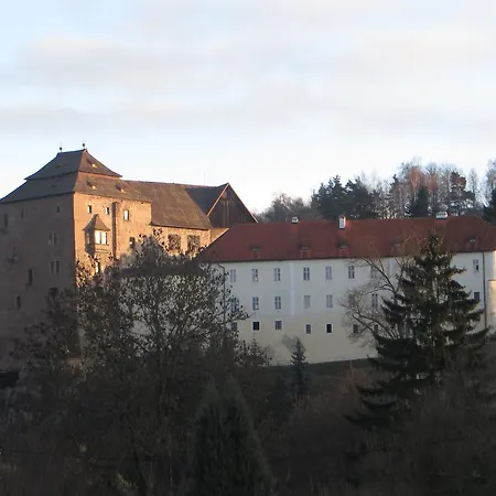 Restaurace A Stara Posta 3*