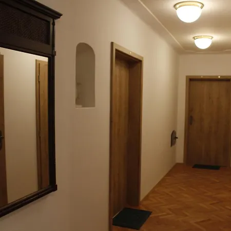 Гостевой дом Restaurace A Stara Posta Бечов-над-Теплоу