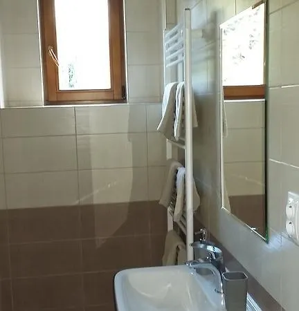 Restaurace A Stara Posta 招待所 Bečov nad Teplou