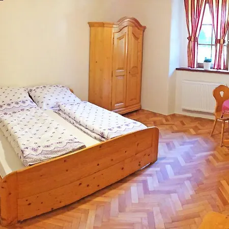 Guest house Restaurace A Stara Posta 3*