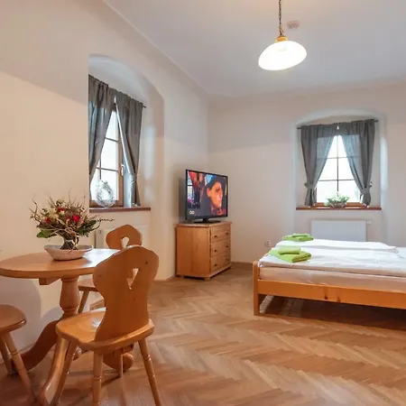 Guest house Restaurace A Stara Posta Becov nad Teplou