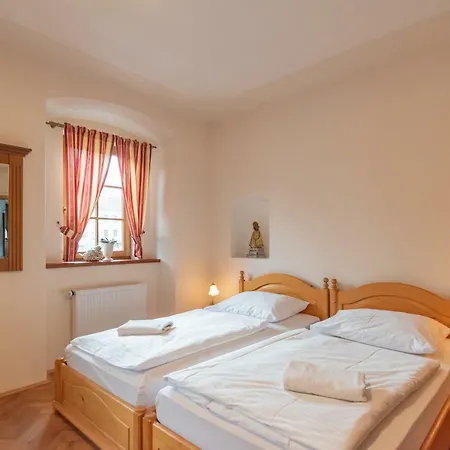 Restaurace A Stara Posta 招待所