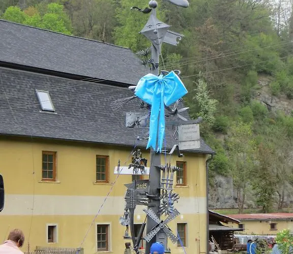 Restaurace A Stara Posta 게스트하우스 베코브나드테플로우