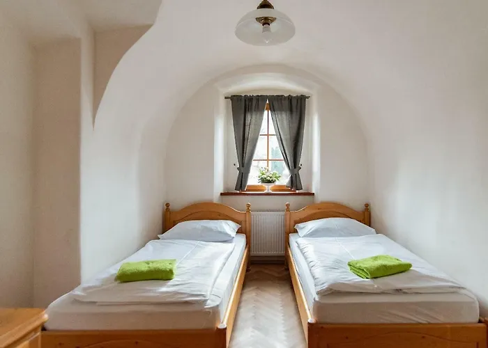 Restaurace A Stara Posta 게스트하우스 3*