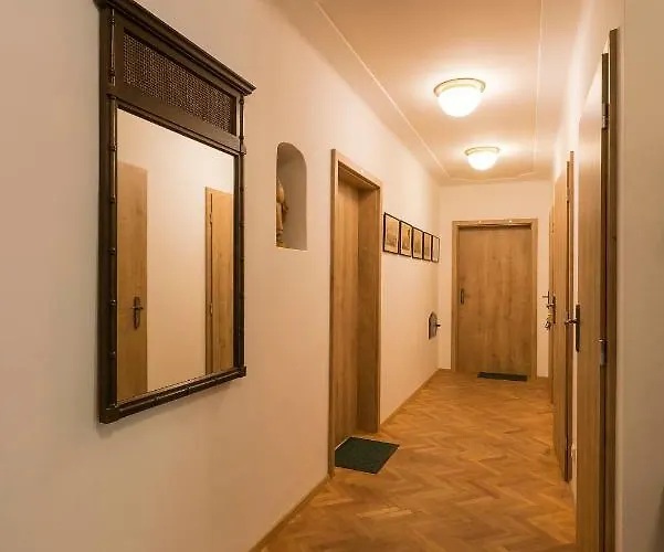 Restaurace A Stara Posta 베코브나드테플로우