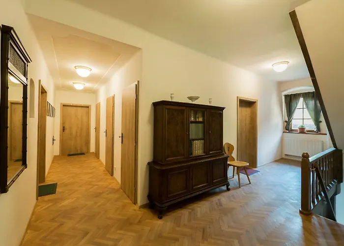 Restaurace A Stara Posta 게스트하우스 3*