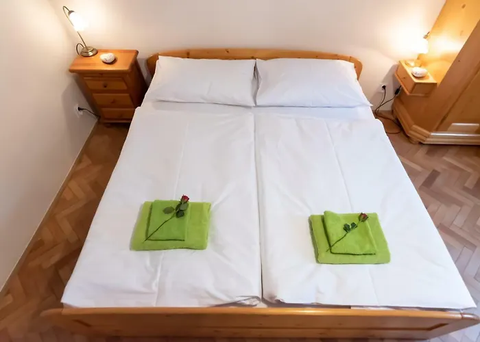 Restaurace A Stara Posta 베코브나드테플로우